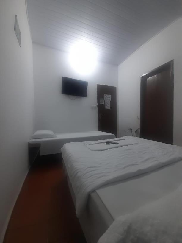 Hotel Perola Ltda Cuiaba  Bagian luar foto